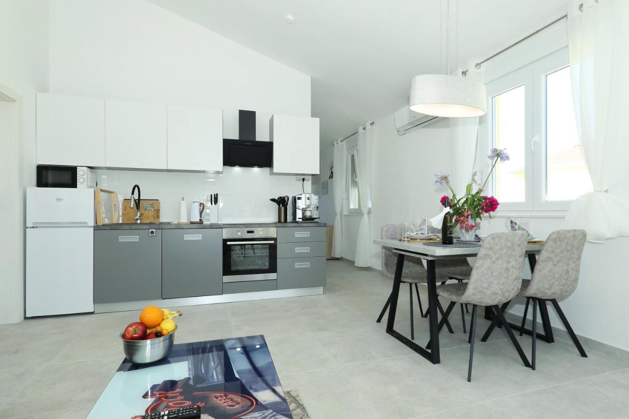 Apartment Gaby Božava Kültér fotó